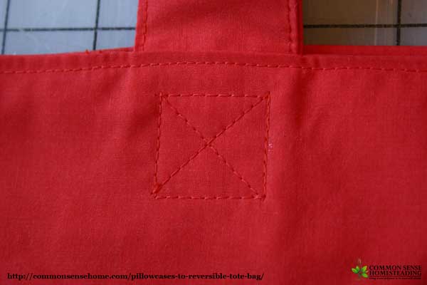 Pillowcases to Reversible Tote Bag -Change pillowcases to a reversible tote bag, learn how to make a basic lined bag or reversible bag.