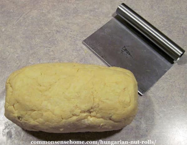 Hungarian nut roll dough