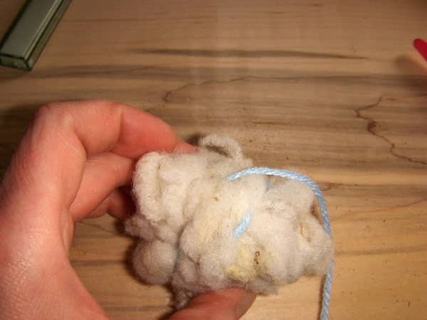 How to Make Wool Dryer Balls at Home