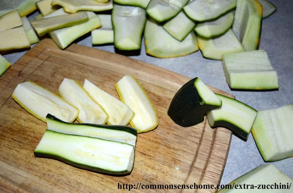 How To Dehydrate Zucchini-Sliced & Cubed - Food Storage Moms