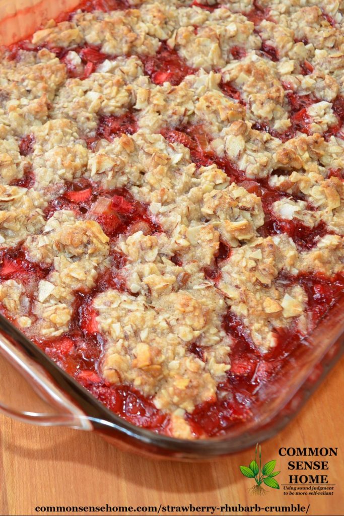 Strawberry rhubarb crumble in pan
