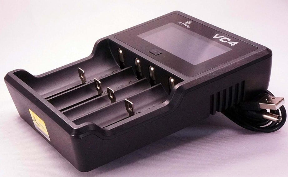 XTAR USB AA/AAA/18650 charger