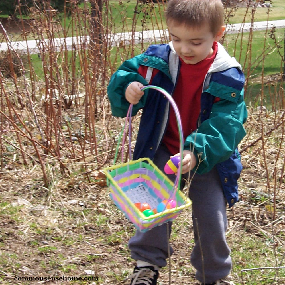 Easter egg hunt 2001