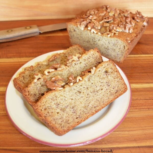 Always Moist Banana Bread Recipe (Easy, Great Flavor)