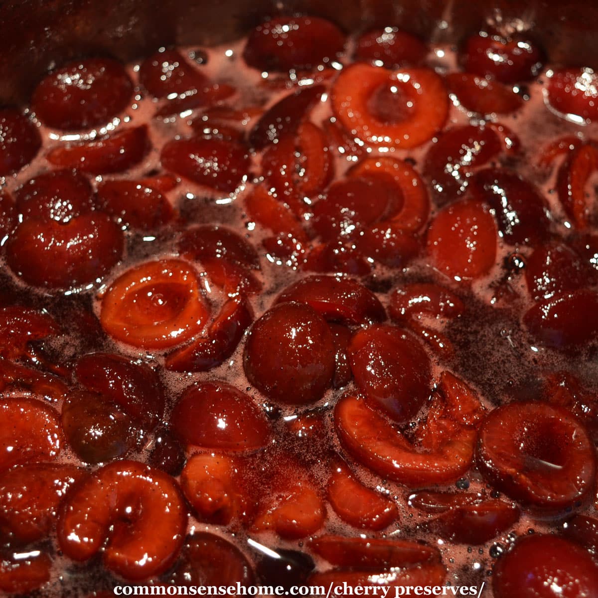 cherry preserves in pot