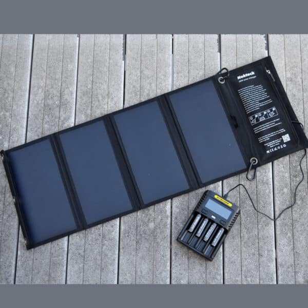 nekteck 28w solar USB charger