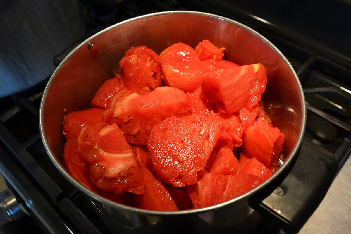 heating tomato chunks