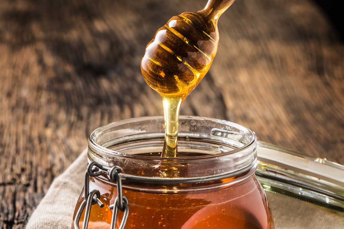 honey for sore throat remedy