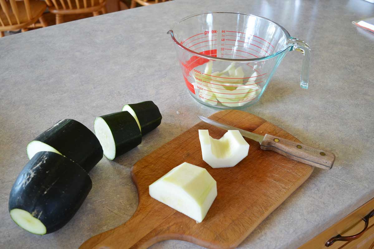 slicing zucchini