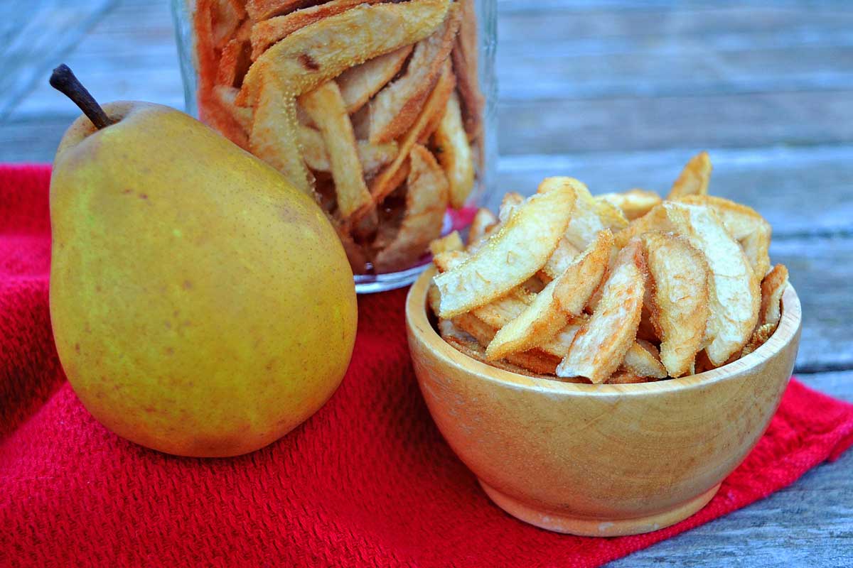 dried pear slices with pear
