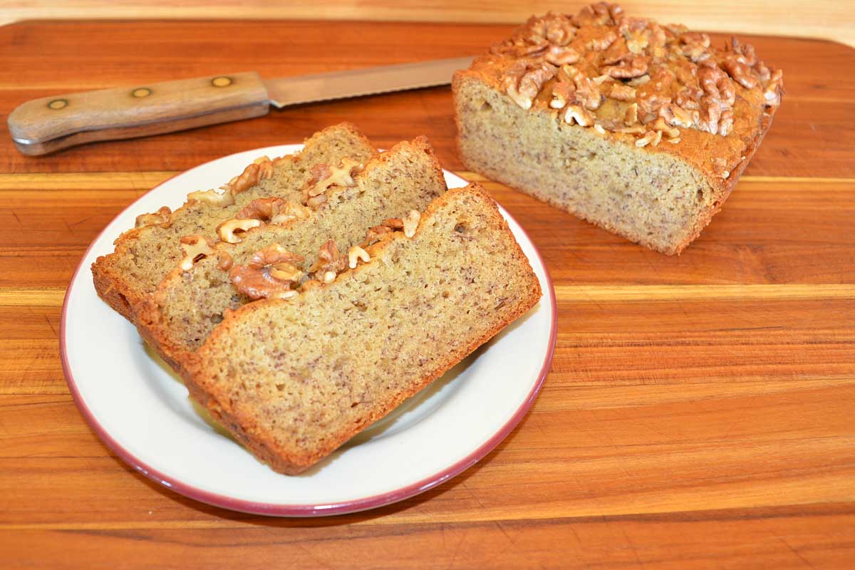 banana bread with nuts