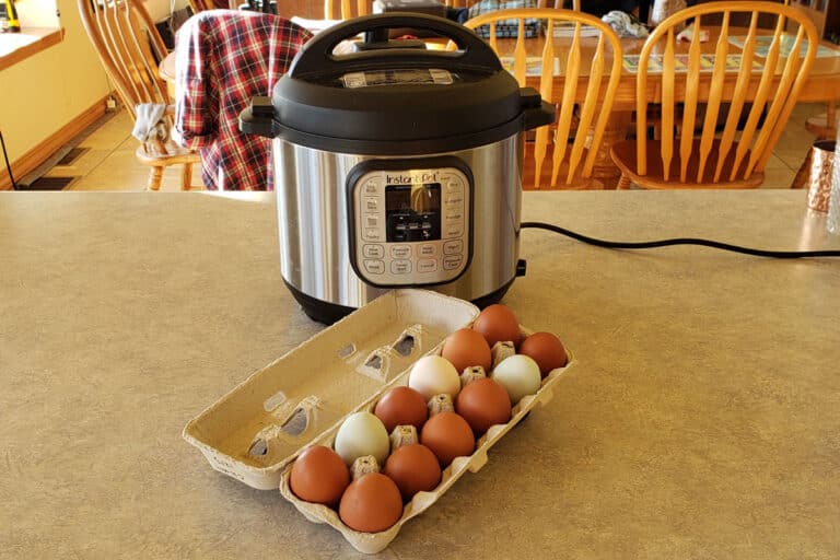 how to hard boil eggs in an instant pot