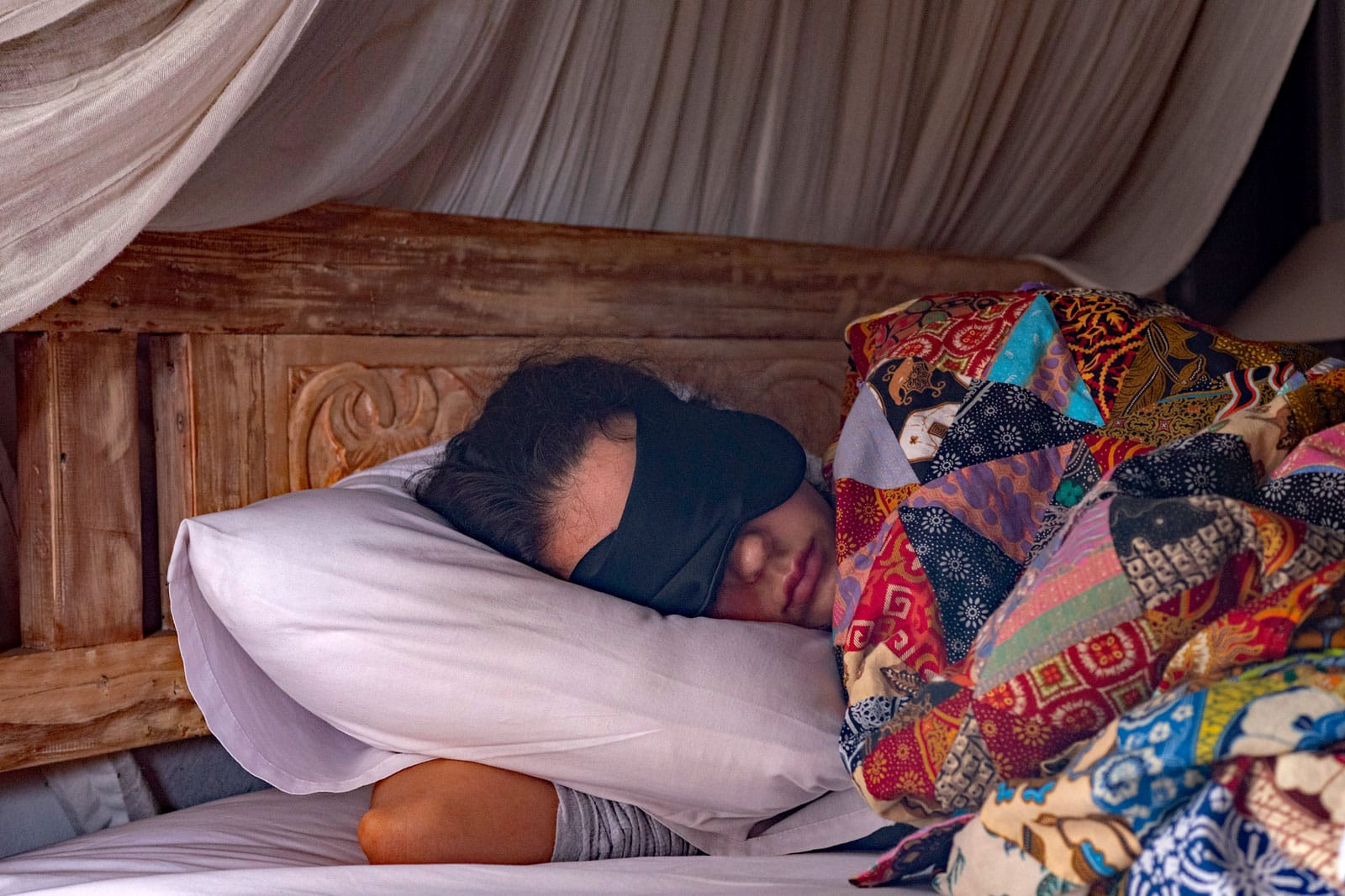 How to Sleep Better at Night – Naturally