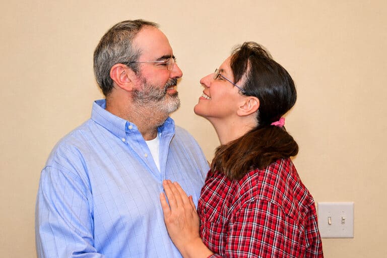 couple hugs