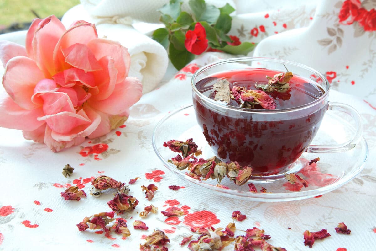 dried rose petal and hibiscus tea