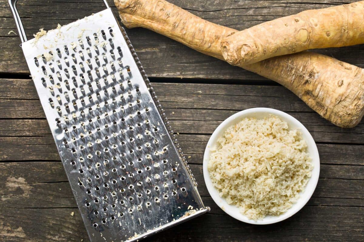 grated horseradish